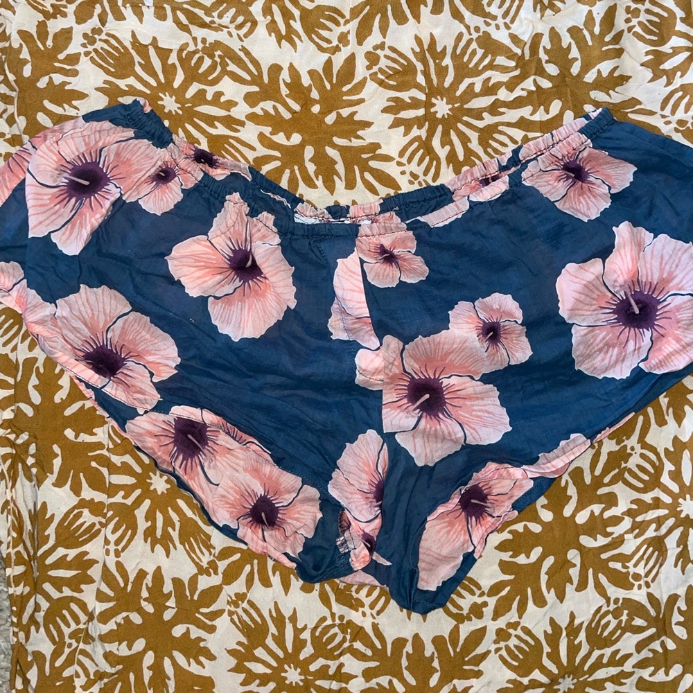 ACACIA SHORTS